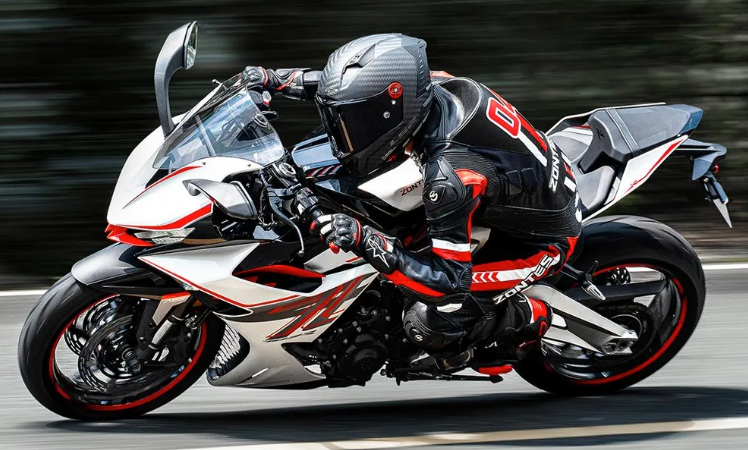 Motocicleta Zontes ZT 703-RR