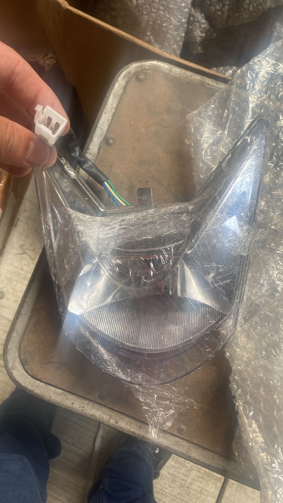 Luz / Foco Principal Pitsterpro FXR 110 ss